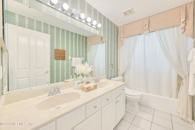 1571 BLUE HERON Lane, Jacksonville Beach, FL 32250