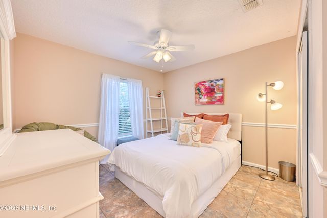 1571 BLUE HERON Lane, Jacksonville Beach, FL 32250