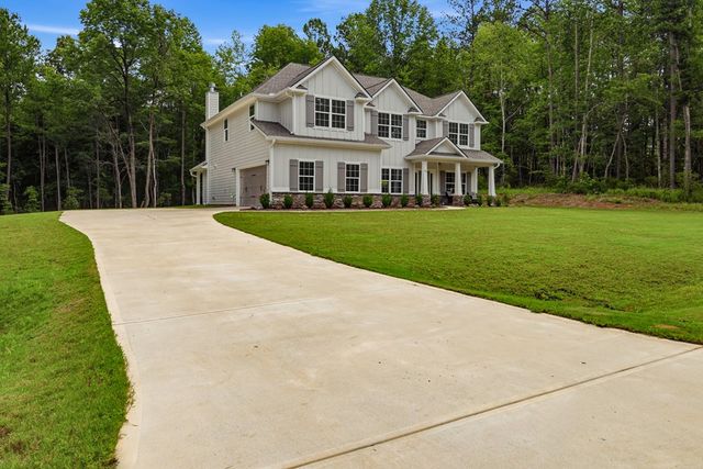 68 Ironwood Way, Midland, GA 31820