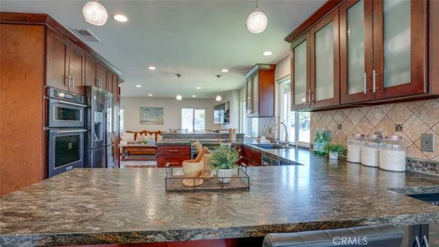 1090 Edgefield Street, Upland, CA 91786