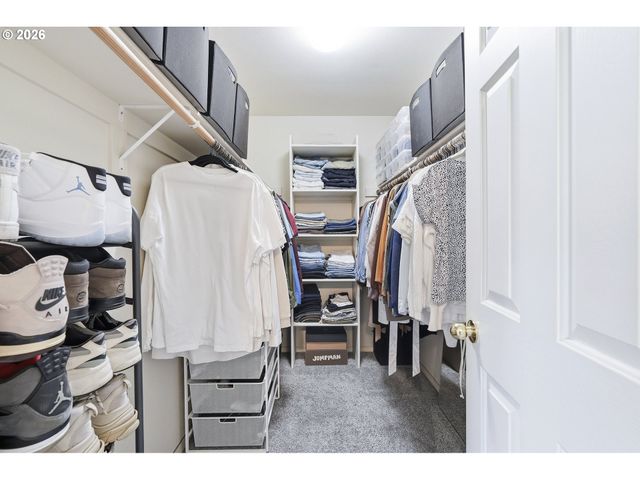 8065 Sw CAROL ANN Ct, Portland, OR 97224