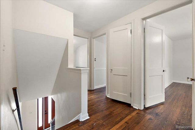 1012 W 12 Mile Road, Royal Oak, MI 48073