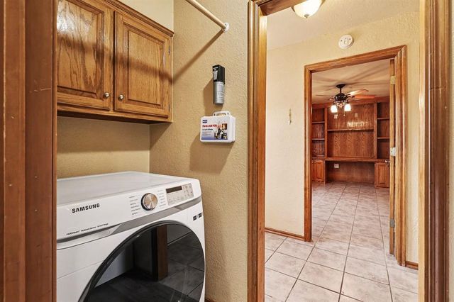 1500 W Veterans Memorial Highway, Blanchard, OK 73010