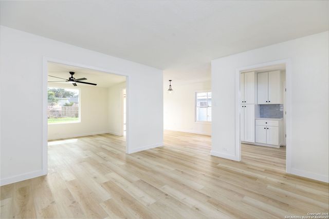 618 Santa Monica, San Antonio, TX 78212