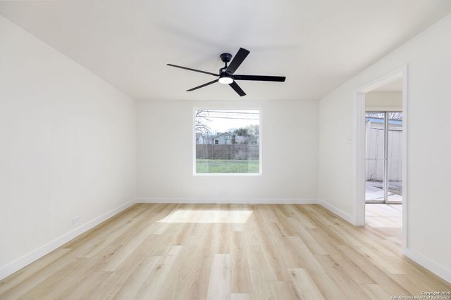 618 Santa Monica, San Antonio, TX 78212