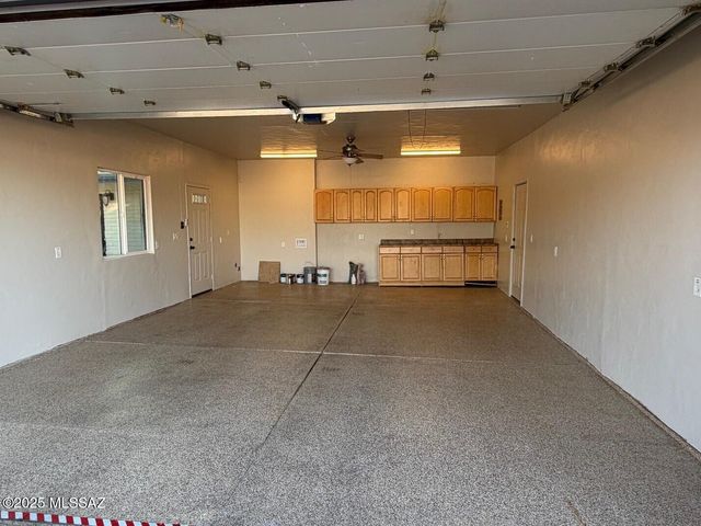 9780 E Hollow Place, Tucson, AZ 85748