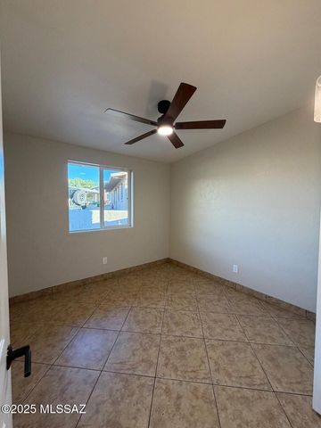 9780 E Hollow Place, Tucson, AZ 85748