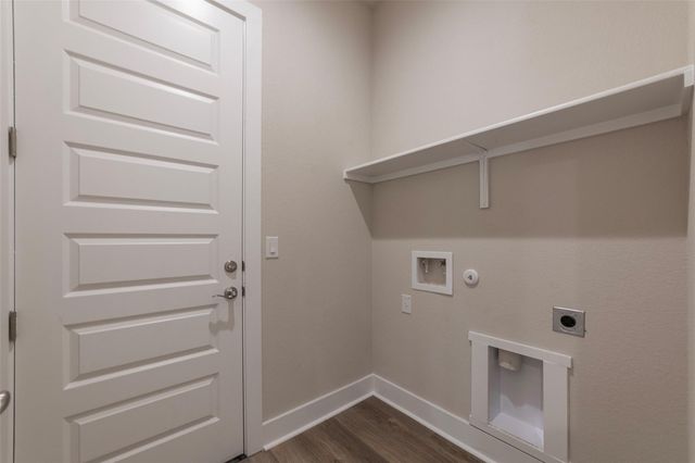 627 Birch LN, Cottonwood Shores, TX 78657