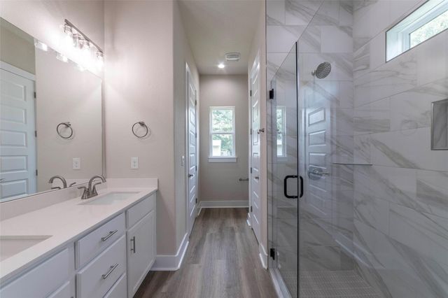 627 Birch LN, Cottonwood Shores, TX 78657