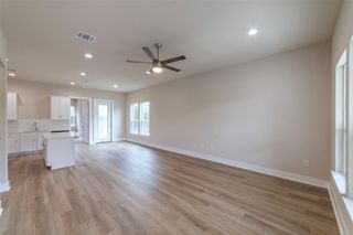 627 Birch LN, Cottonwood Shores, TX 78657