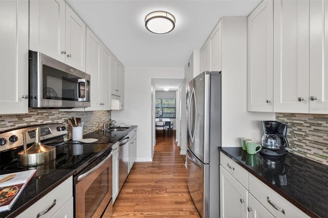 5080 LOCUST STREET NE 328, St Petersburg, FL 33703