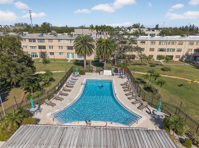 5080 LOCUST STREET NE 328, St Petersburg, FL 33703