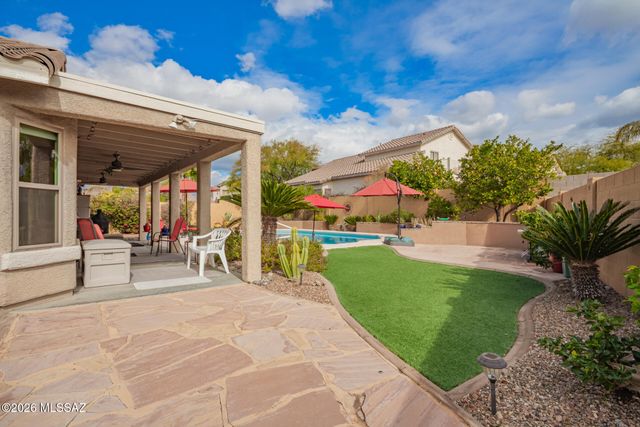 12920 N Pioneer Way, Oro Valley, AZ 85755