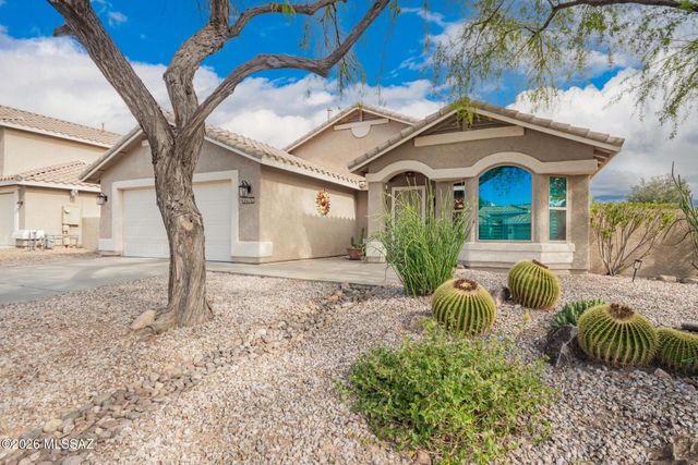 12920 N Pioneer Way, Oro Valley, AZ 85755