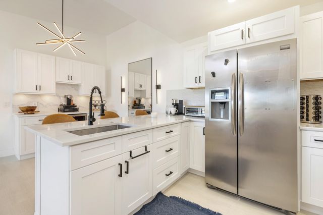 1008 Green Pine Boulevard H3, West Palm Beach, FL 33409