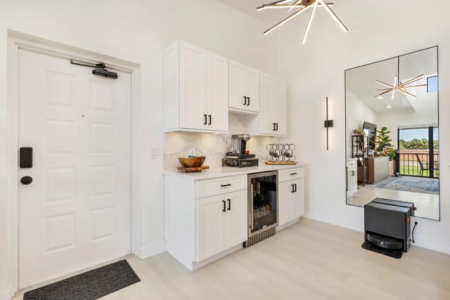 1008 Green Pine Boulevard H3, West Palm Beach, FL 33409