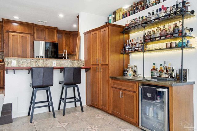 421 Cumberland Ave, Gulf Breeze, FL 32561