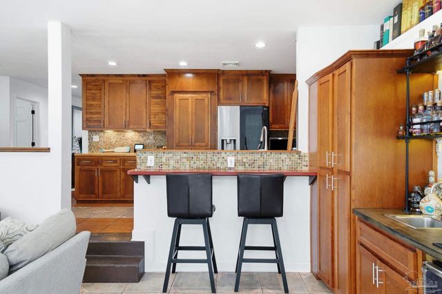 421 Cumberland Ave, Gulf Breeze, FL 32561