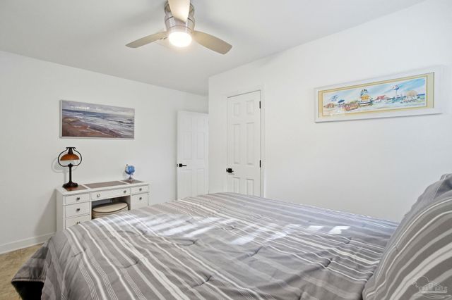 421 Cumberland Ave, Gulf Breeze, FL 32561