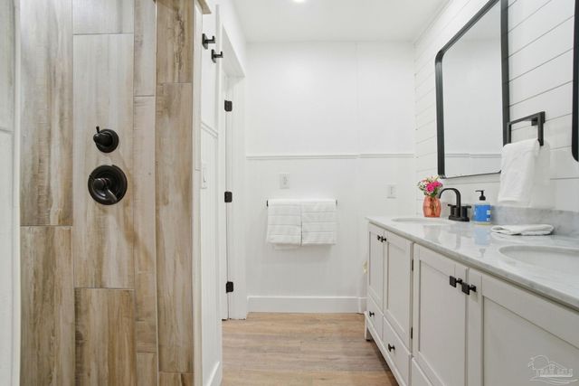 421 Cumberland Ave, Gulf Breeze, FL 32561