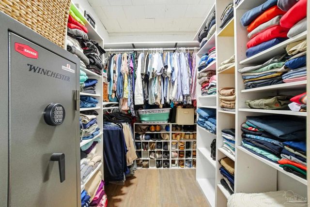 421 Cumberland Ave, Gulf Breeze, FL 32561