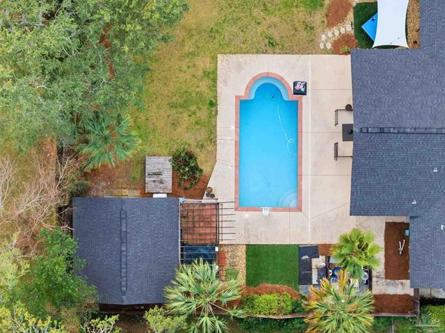 421 Cumberland Ave, Gulf Breeze, FL 32561