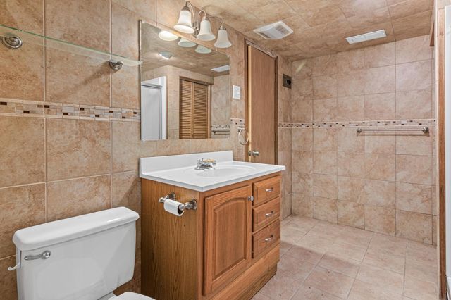 8050 County Road 26, Minnetrista, MN 55359