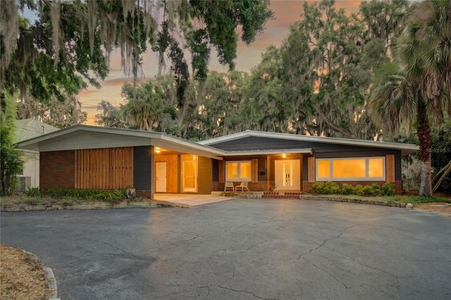 719 W NELSON STREET, Tavares, FL 32778