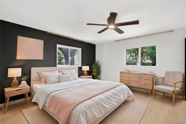 719 W NELSON STREET, Tavares, FL 32778