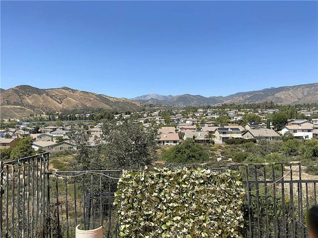 11735 Peach Tree, Yucaipa, CA 92399