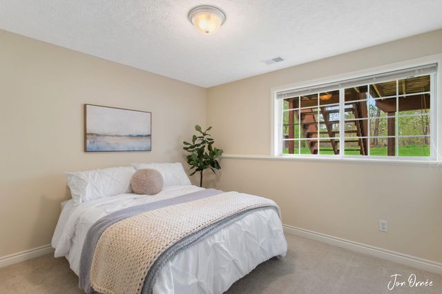 8249 Morning Dew Court Sw, Byron Twp, MI 49315