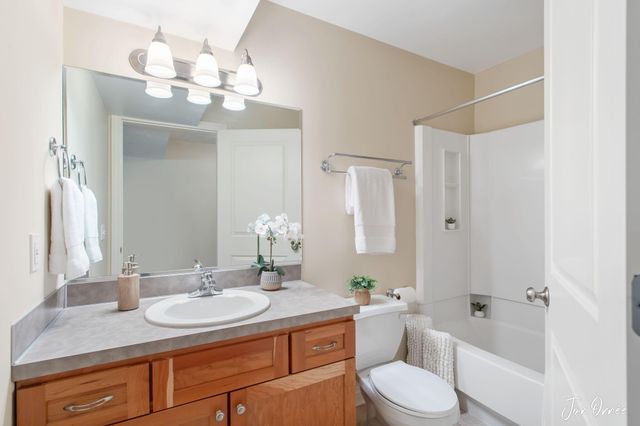 8249 Morning Dew Court Sw, Byron Twp, MI 49315