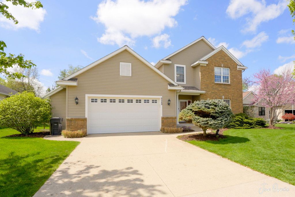8249 Morning Dew Court Sw, Byron Twp, MI 49315