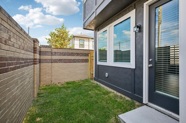 10002 Rustic Charm Street, Houston, TX 77080