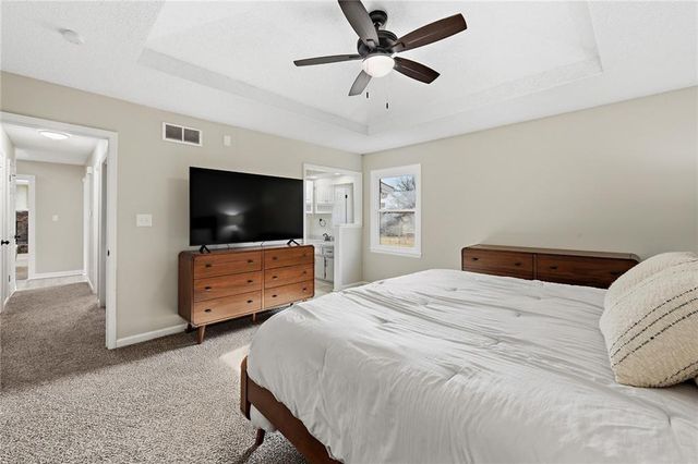 710 SW Murray Road, Lee's Summit, MO 64081