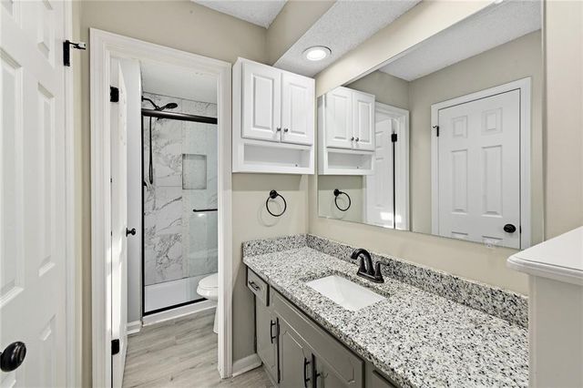 710 SW Murray Road, Lee's Summit, MO 64081