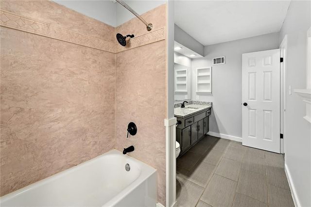 710 SW Murray Road, Lee's Summit, MO 64081