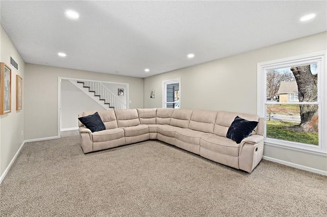 710 SW Murray Road, Lee's Summit, MO 64081