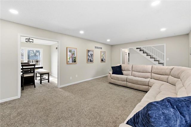 710 SW Murray Road, Lee's Summit, MO 64081