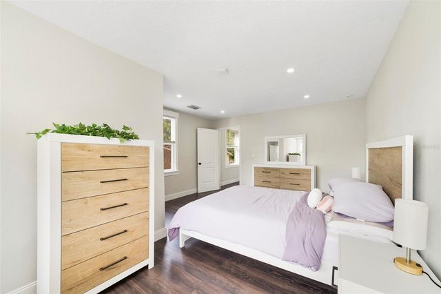 500 S OSCEOLA AVENUE, Orlando, FL 32801