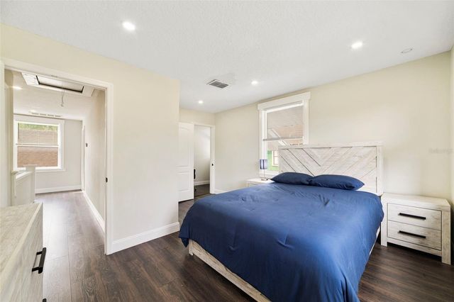 500 S OSCEOLA AVENUE, Orlando, FL 32801