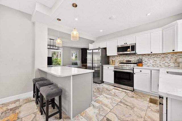 500 S OSCEOLA AVENUE, Orlando, FL 32801