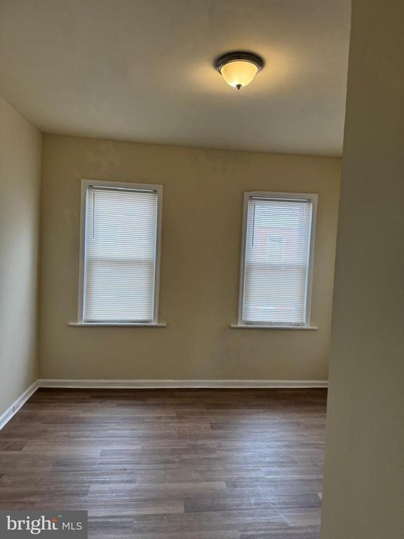 Image 10 of property listing at 412 N CURLEY ST, Baltimore, MD 21224
