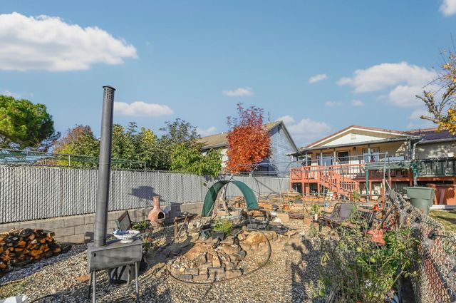 10471 Mariposa Ave, Jackson, CA 95642