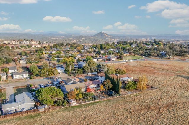 10471 Mariposa Ave, Jackson, CA 95642