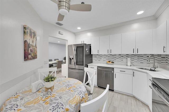 5133 Brisata Circle P, Boynton Beach, FL 33437