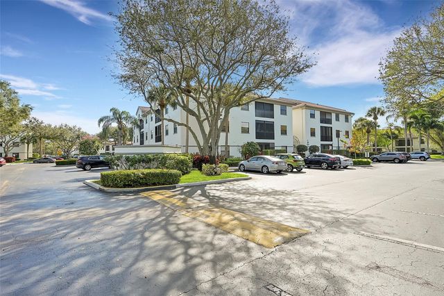 5133 Brisata Circle P, Boynton Beach, FL 33437