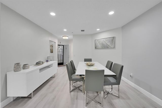 5133 Brisata Circle P, Boynton Beach, FL 33437