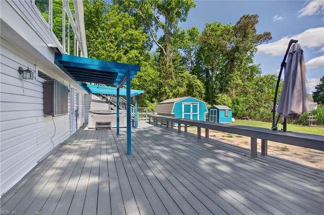 1407 Back Creek RD, Seaford, VA 23696