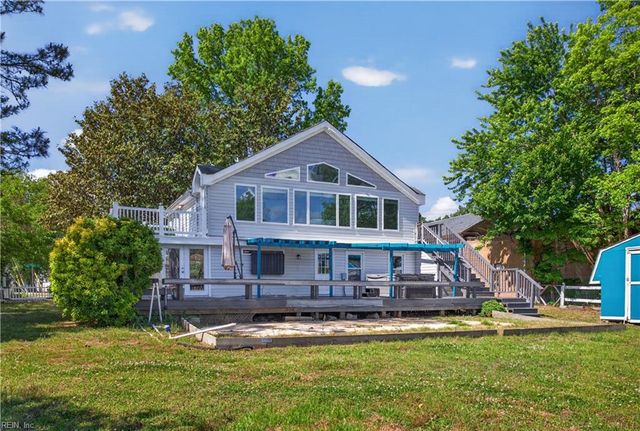 1407 Back Creek RD, Seaford, VA 23696